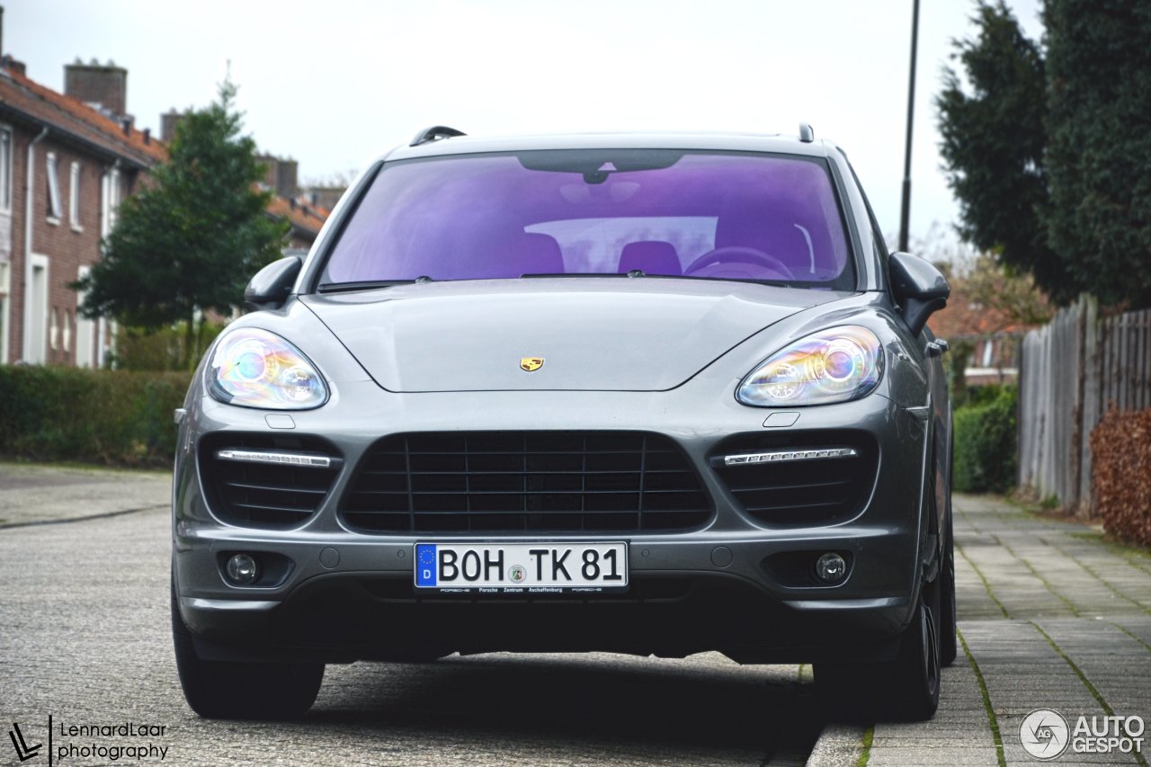 Porsche 958 Cayenne GTS