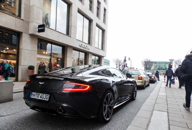 Aston Martin Vanquish 2013