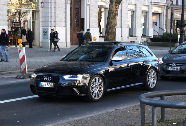 Audi RS4 Avant B8