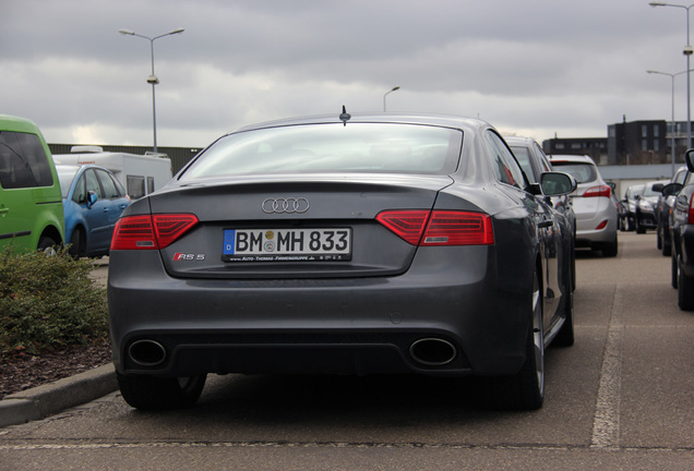 Audi RS5 B8 2012