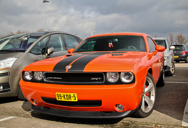 Dodge Challenger SRT-8