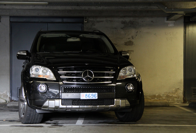 Mercedes-Benz ML 63 AMG W164 2009