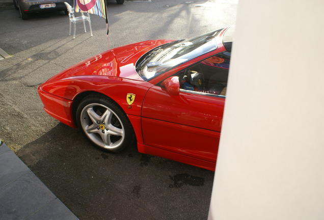 Ferrari F355 Spider