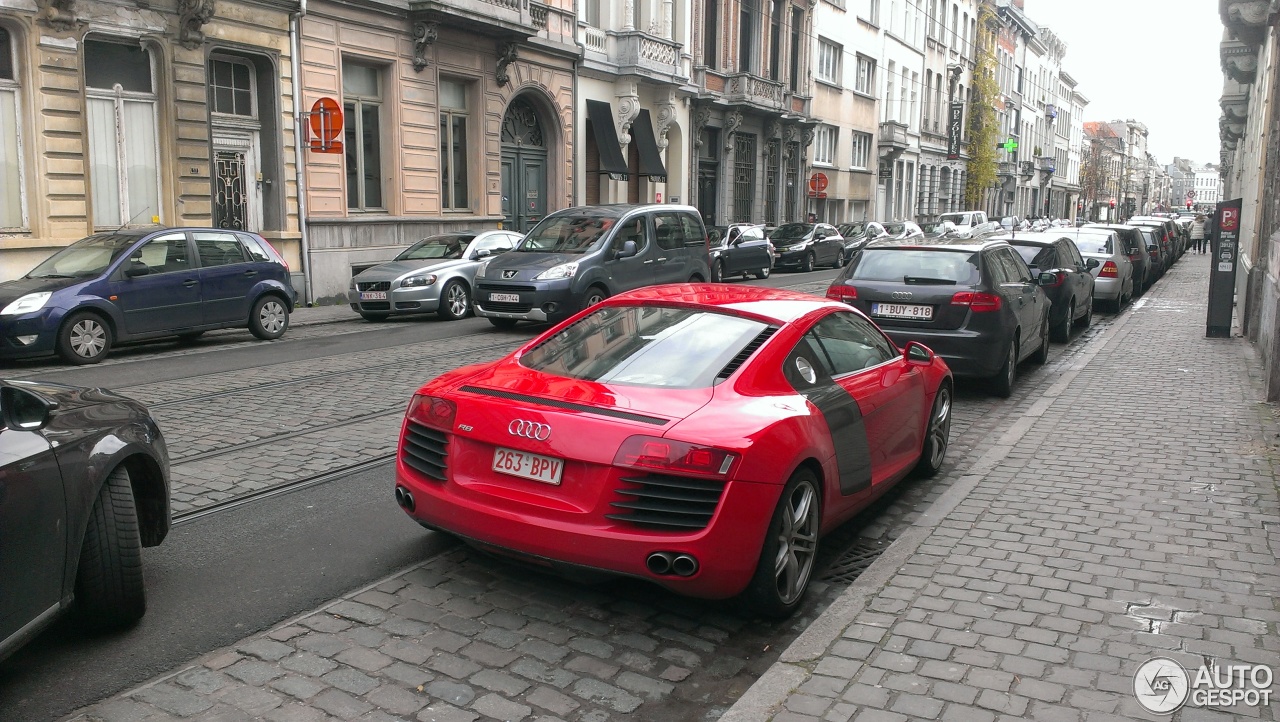 Audi R8