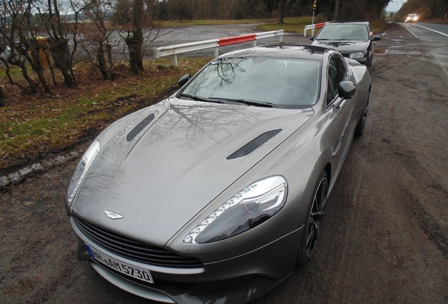 Aston Martin Vanquish 2013