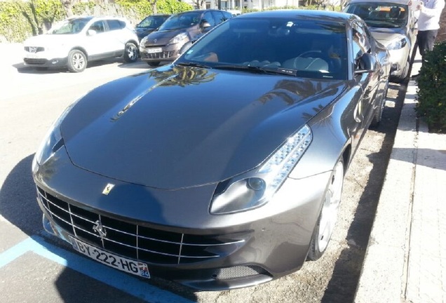 Ferrari FF