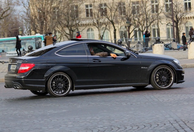 Mercedes-Benz C 63 AMG Coupé