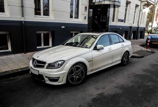 Mercedes-Benz C 63 AMG W204 2012