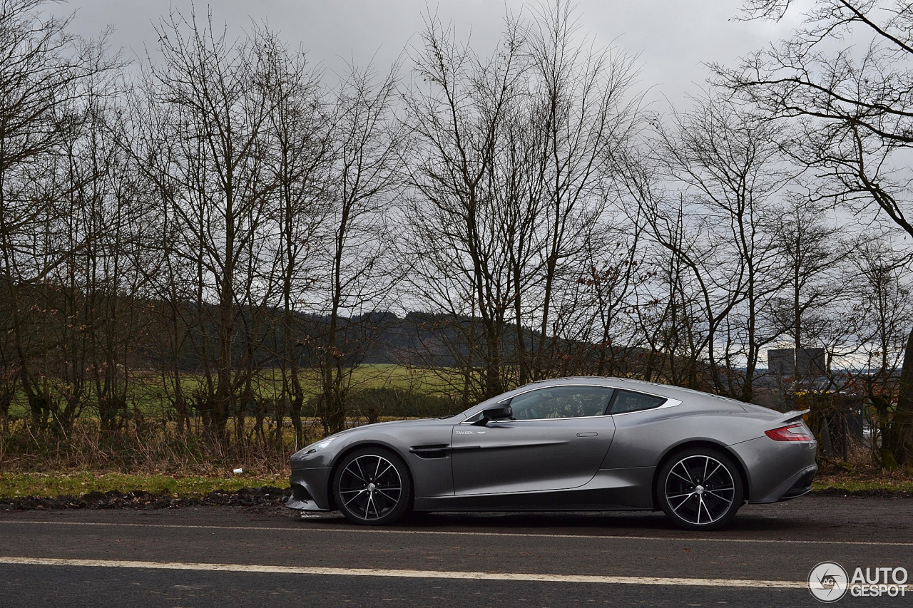 Aston Martin Vanquish 2013