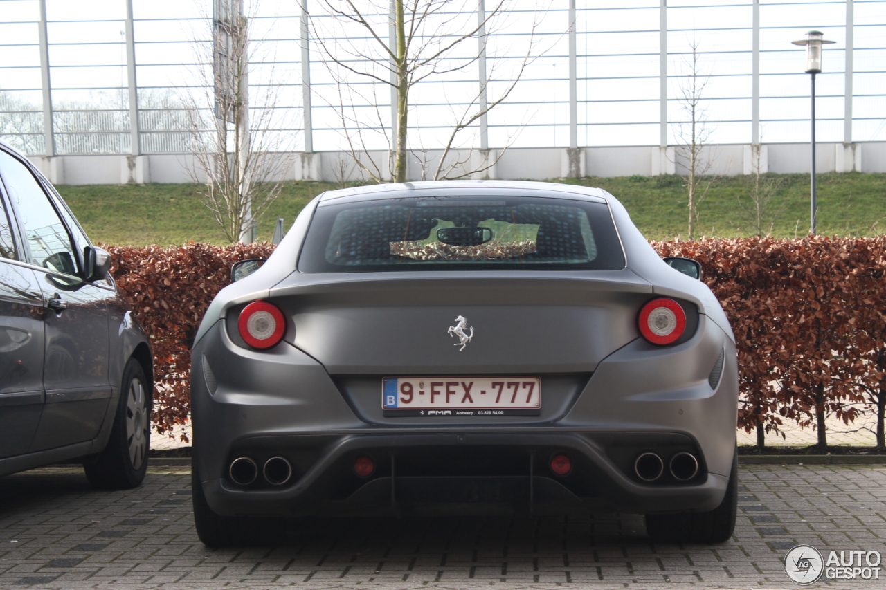 Ferrari FF