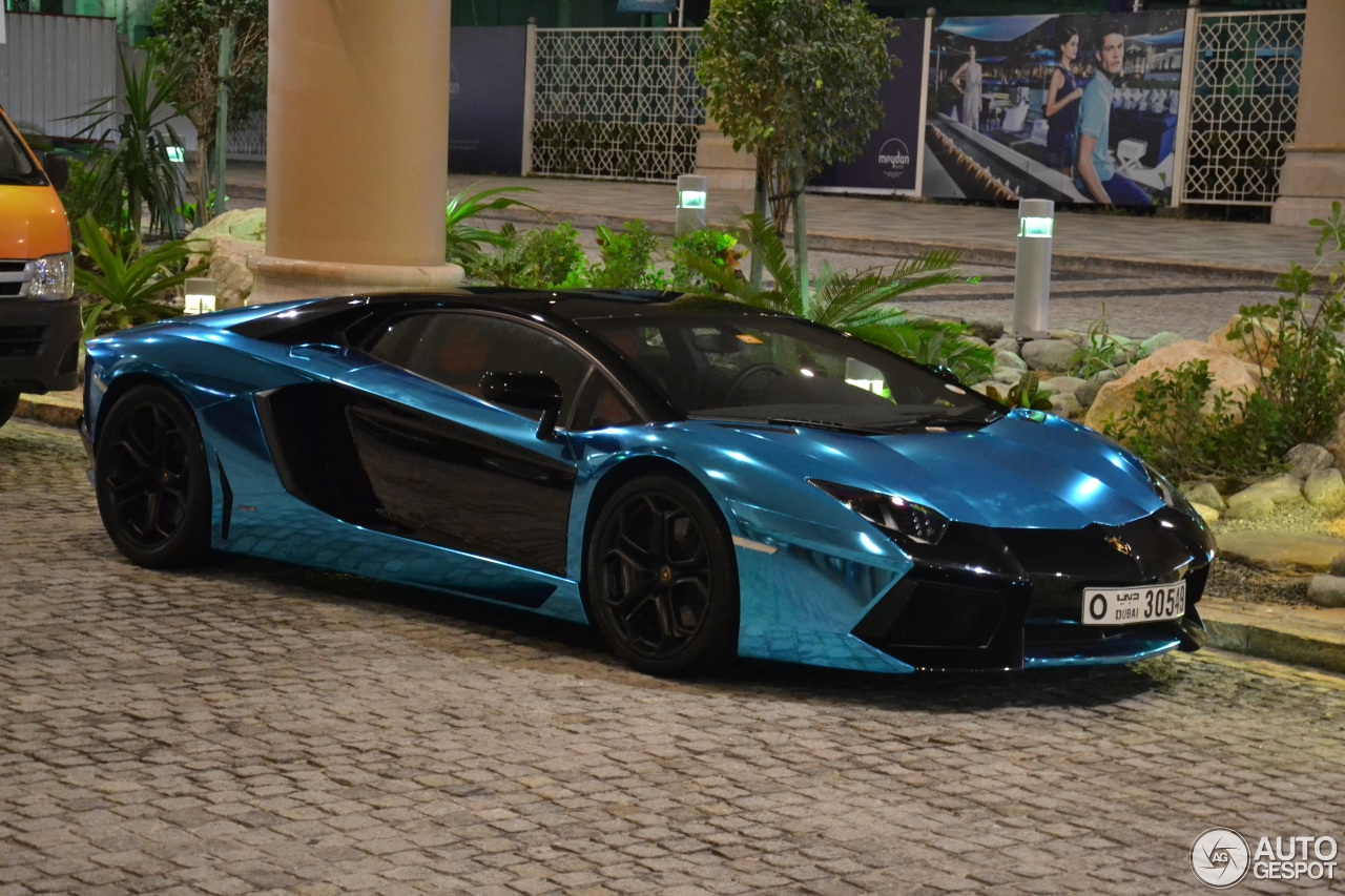 Lamborghini Aventador LP700-4