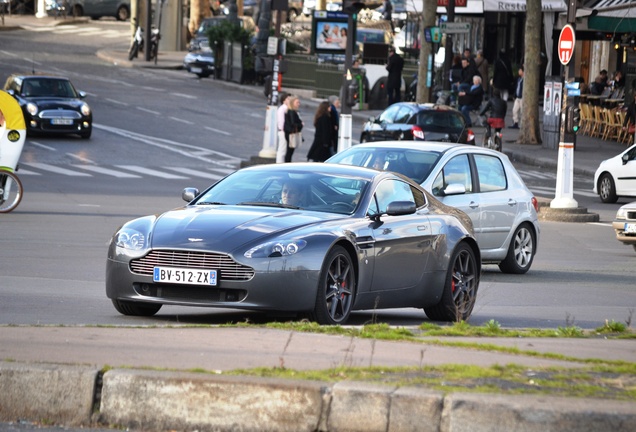 Aston Martin V8 Vantage