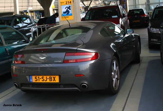 Aston Martin V8 Vantage