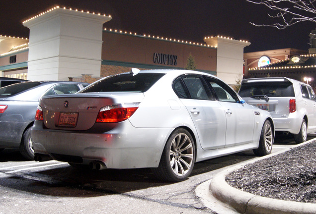 BMW M5 E60 2005