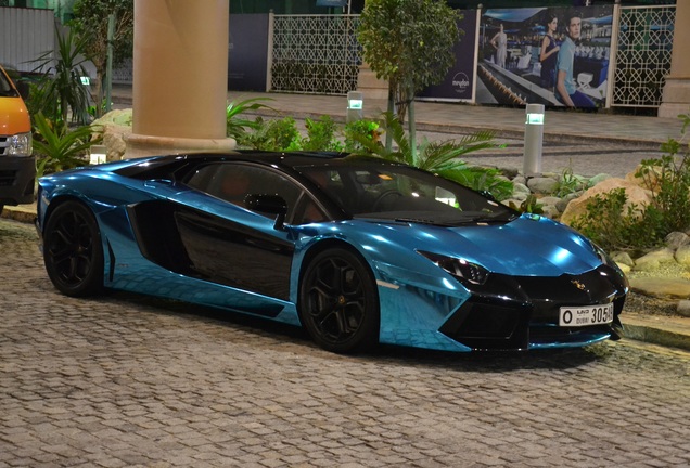 Lamborghini Aventador LP700-4