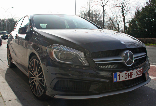 Mercedes-Benz A 45 AMG