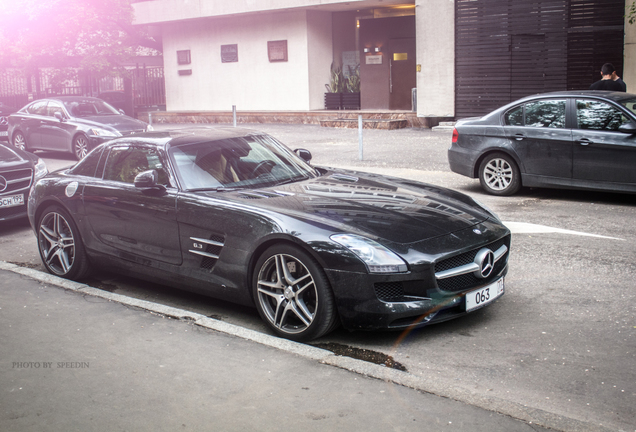 Mercedes-Benz SLS AMG