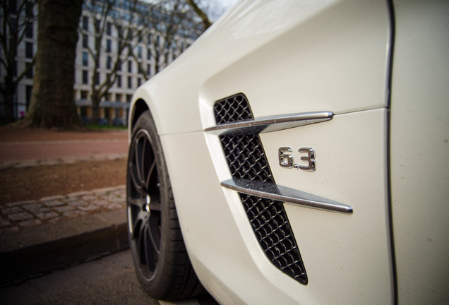 Mercedes-Benz SLS AMG Roadster