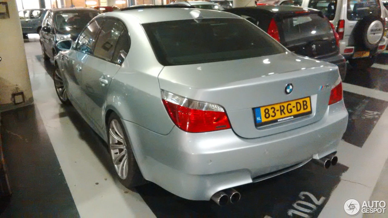 BMW M5 E60 2005