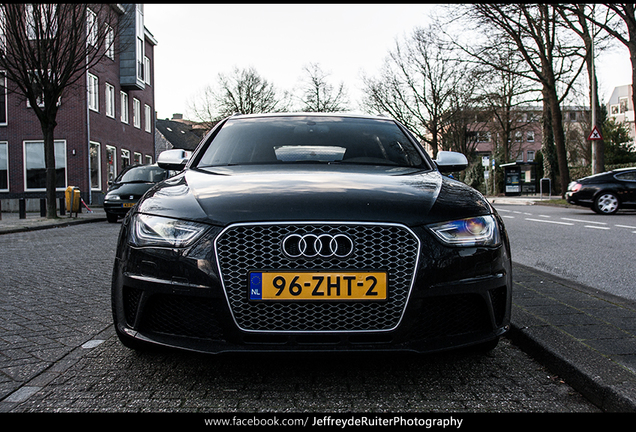 Audi RS4 Avant B8