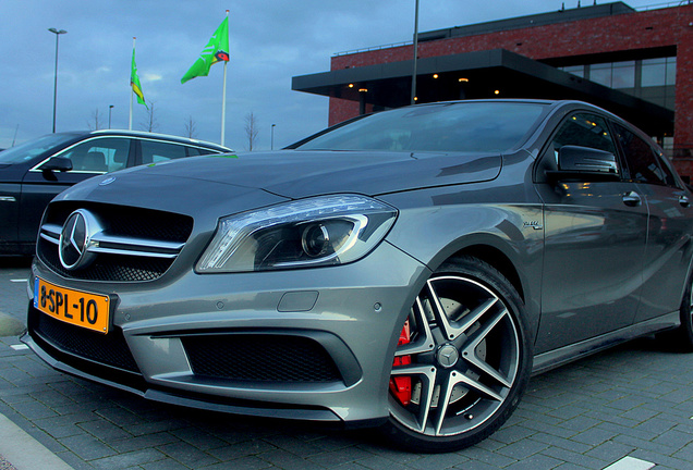 Mercedes-Benz A 45 AMG