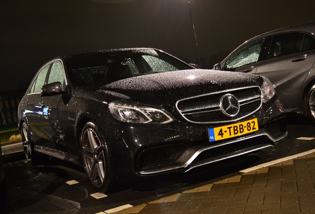 Mercedes-Benz E 63 AMG S W212