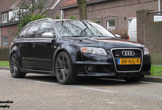 Audi RS4 Avant B7