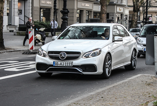 Mercedes-Benz E 63 AMG S W212