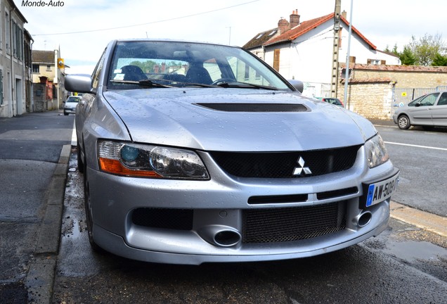 Mitsubishi Lancer Evolution IX