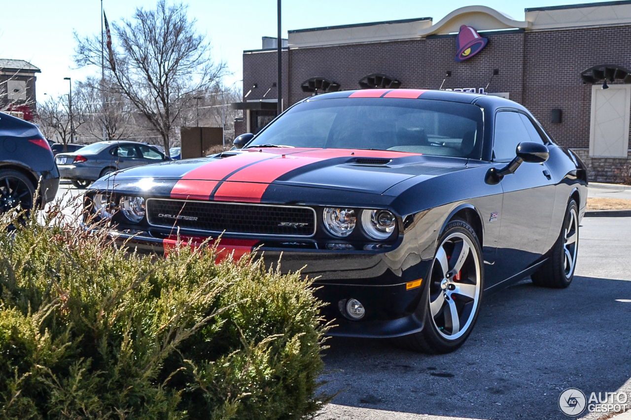 Dodge Challenger SRT-8 392