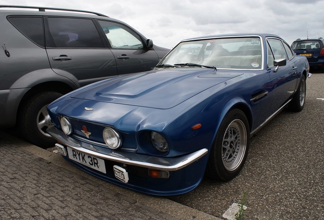 Aston Martin V8 Vantage 1977-1989