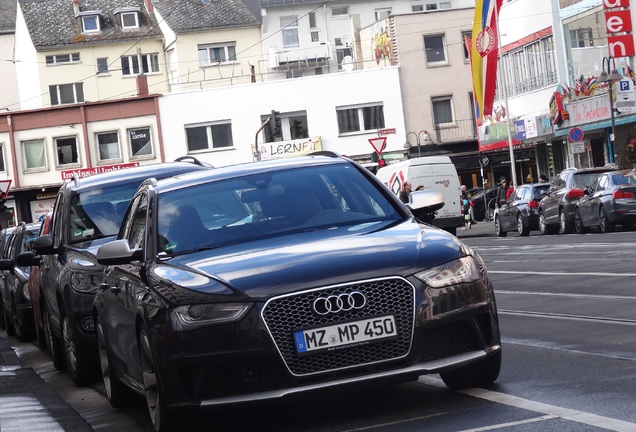 Audi RS4 Avant B8