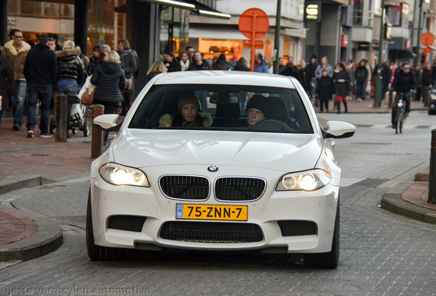 BMW M5 F10 2011