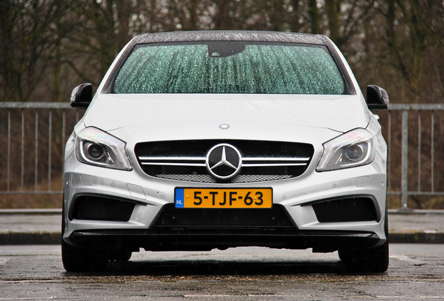 Mercedes-Benz A 45 AMG