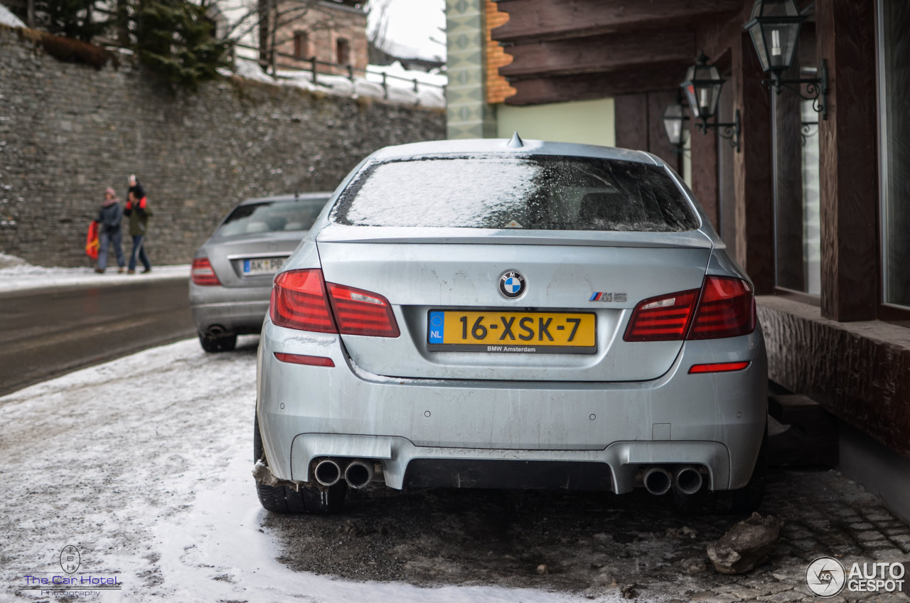 BMW M5 F10 2011