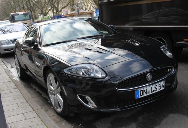 Jaguar XKR 2012