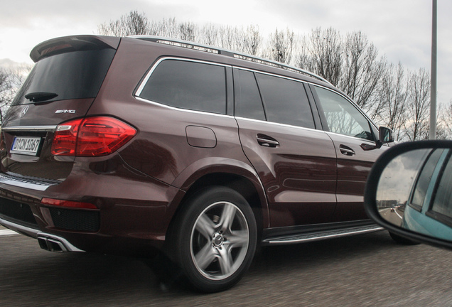 Mercedes-Benz GL 63 AMG X166