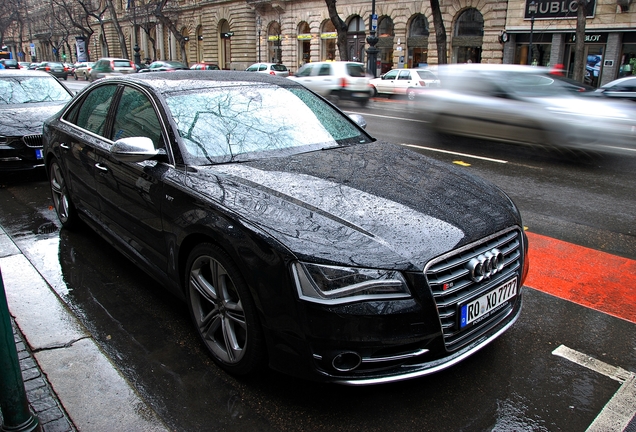 Audi S8 D4