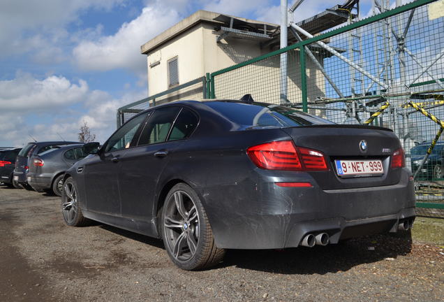 BMW M5 F10 2011