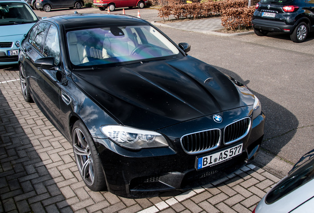 BMW M5 F10 2011