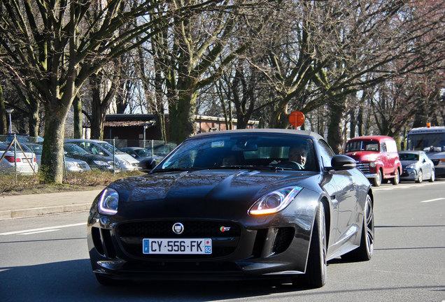 Jaguar F-TYPE S V8 Convertible