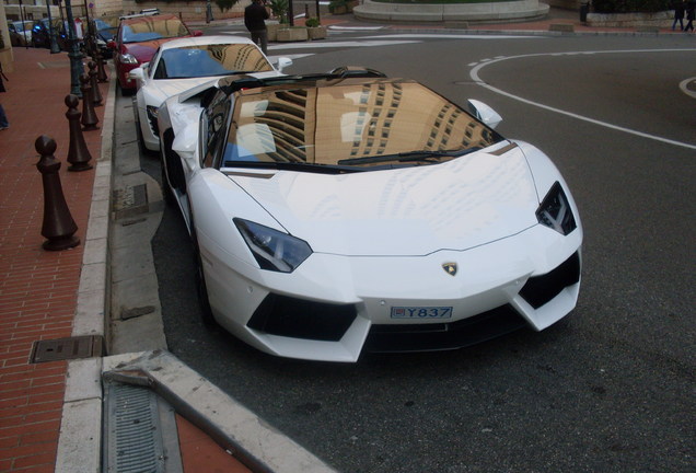 Lamborghini Aventador LP700-4 Roadster