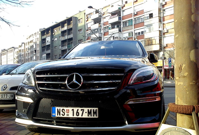 Mercedes-Benz ML 63 AMG W166