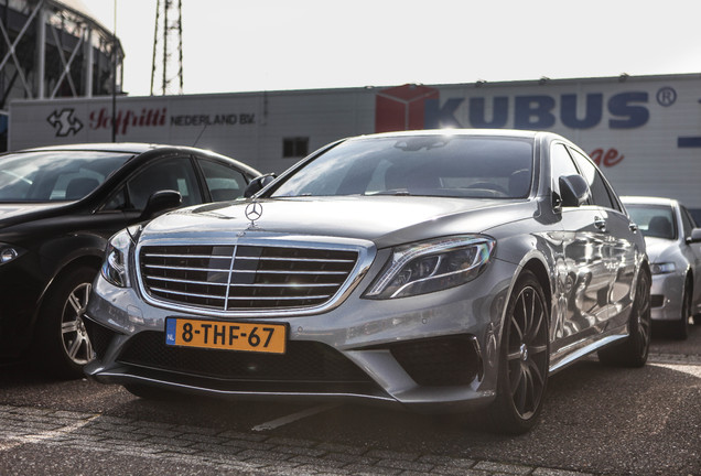 Mercedes-Benz S 63 AMG V222