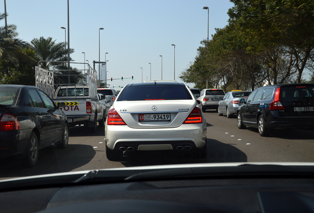 Mercedes-Benz S 63 AMG W221 2010