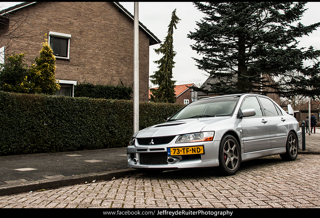 Mitsubishi Lancer Evolution IX