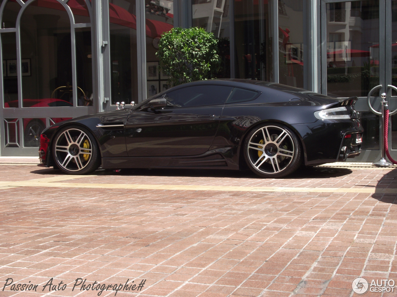 Aston Martin Mansory V8 Vantage