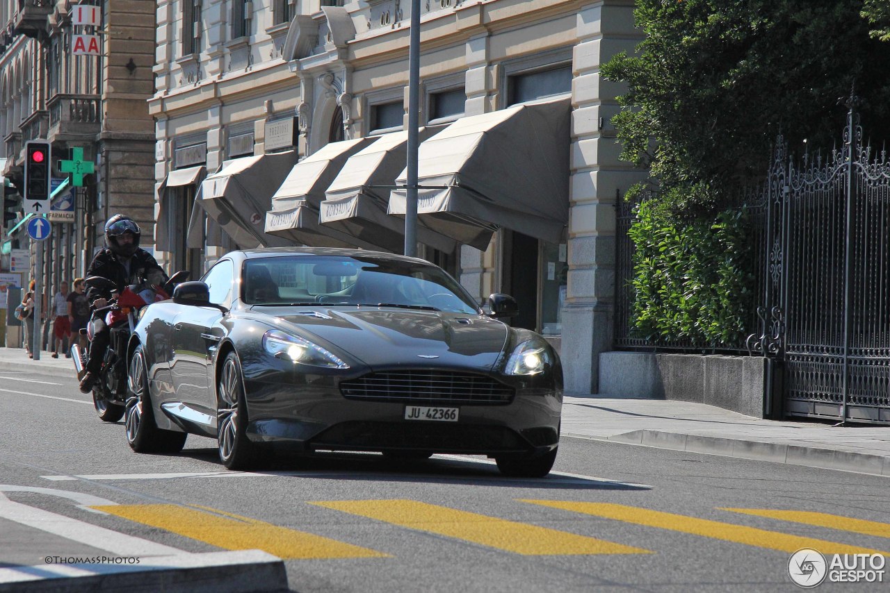 Aston Martin Virage 2011