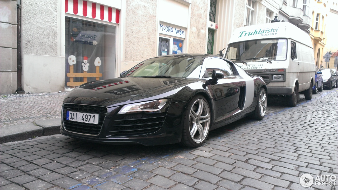 Audi R8