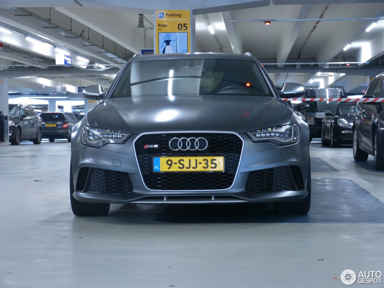 Audi RS6 Avant C7